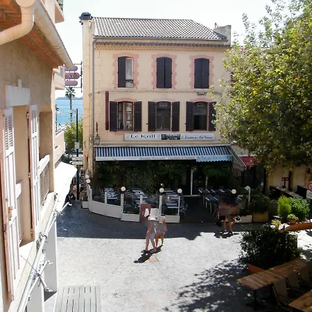 Les 12 Sables Apartment