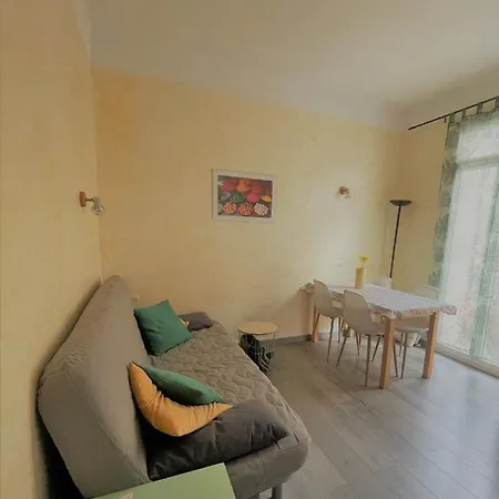 Les 12 Sables Apartment