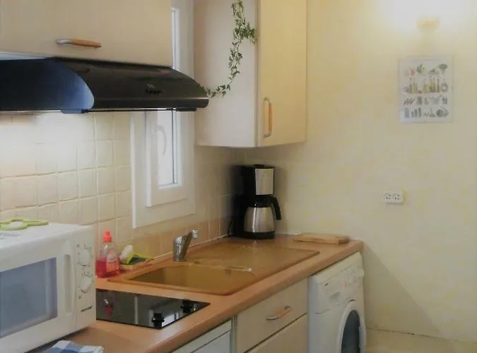 Les 12 Sables Le Lavandou